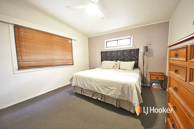 10 Frenchs Road, PETRIE, QLD 4502