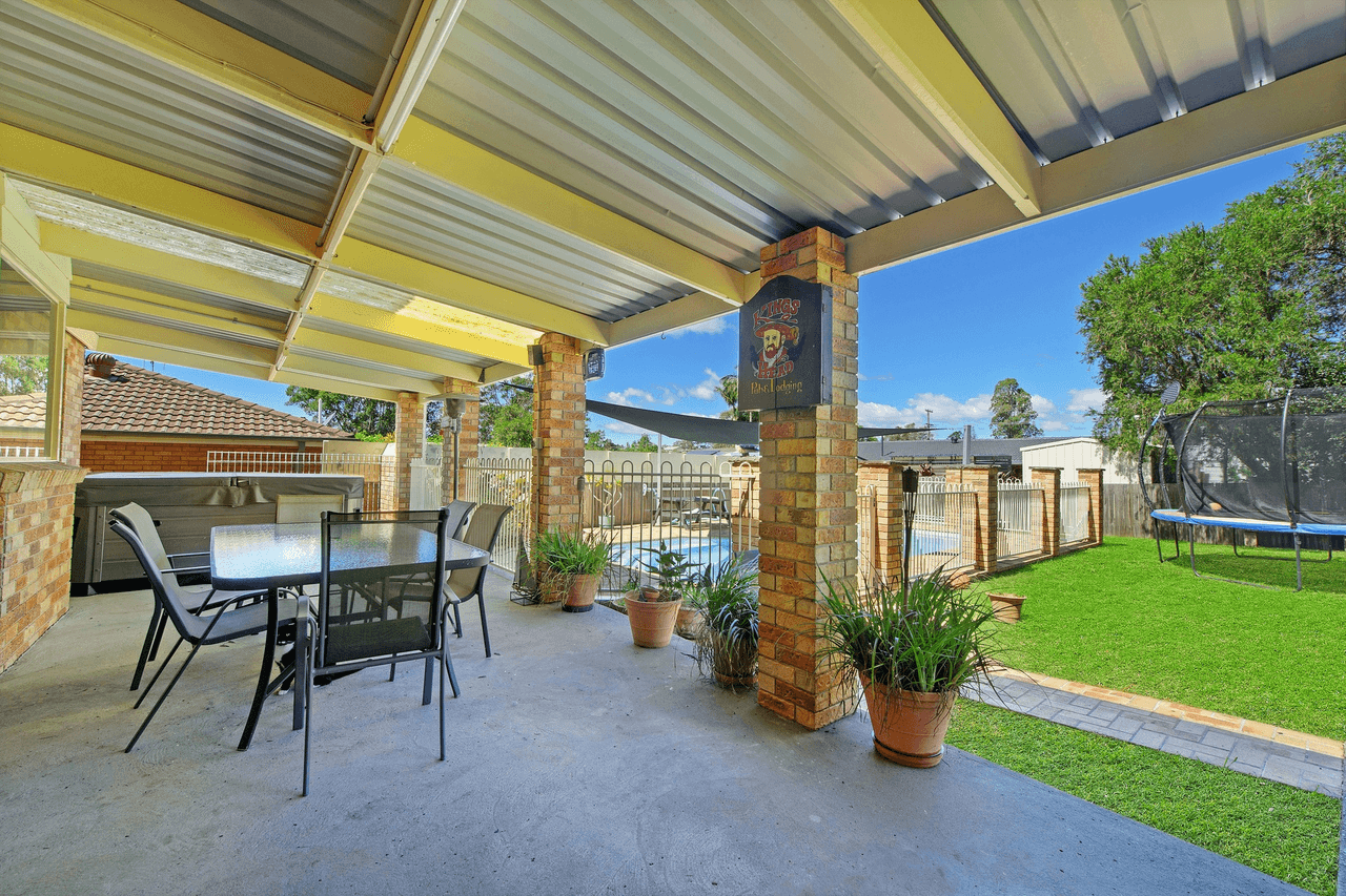 14 Clareville Avenue, WAUCHOPE, NSW 2446