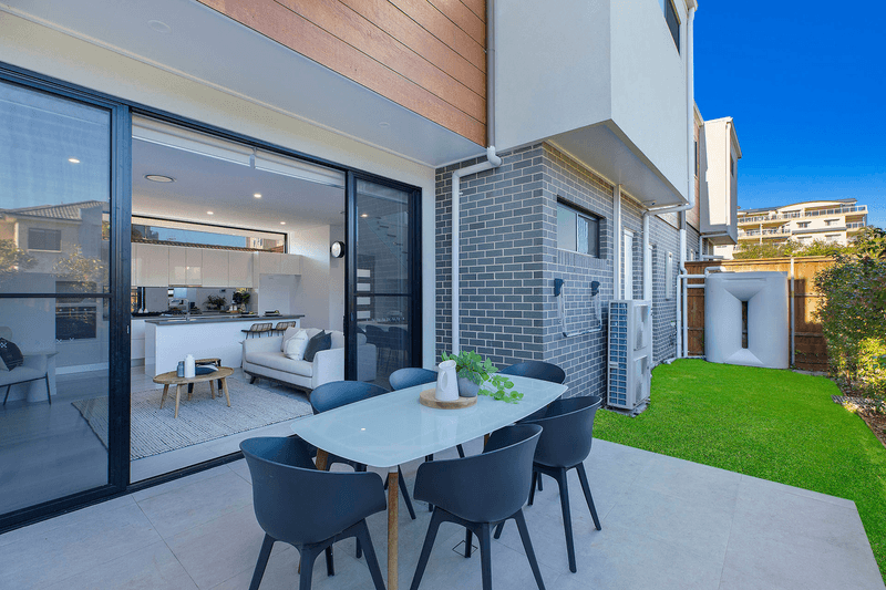 2/12 Armidale Street, THE ENTRANCE, NSW 2261