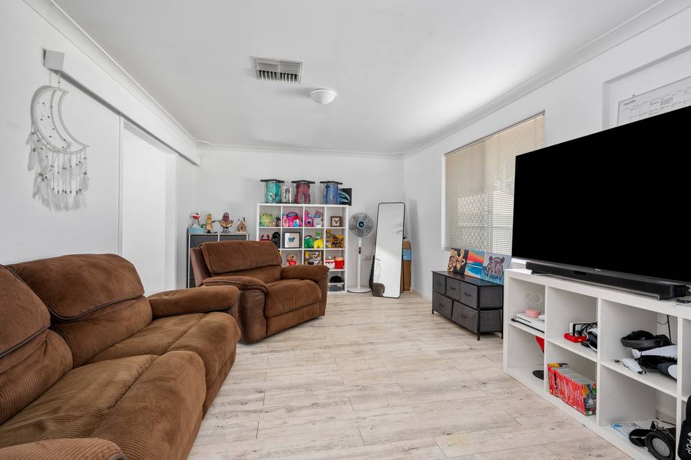 21 O'Connor Way, WEST LAMINGTON, WA 6430