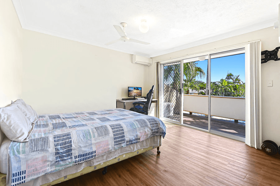 43/50 St Kevins Avenue, BENOWA, QLD 4217