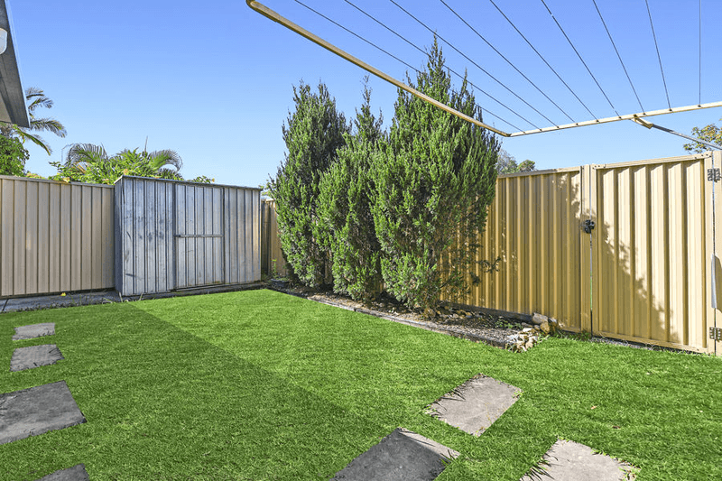 43/50 St Kevins Avenue, BENOWA, QLD 4217