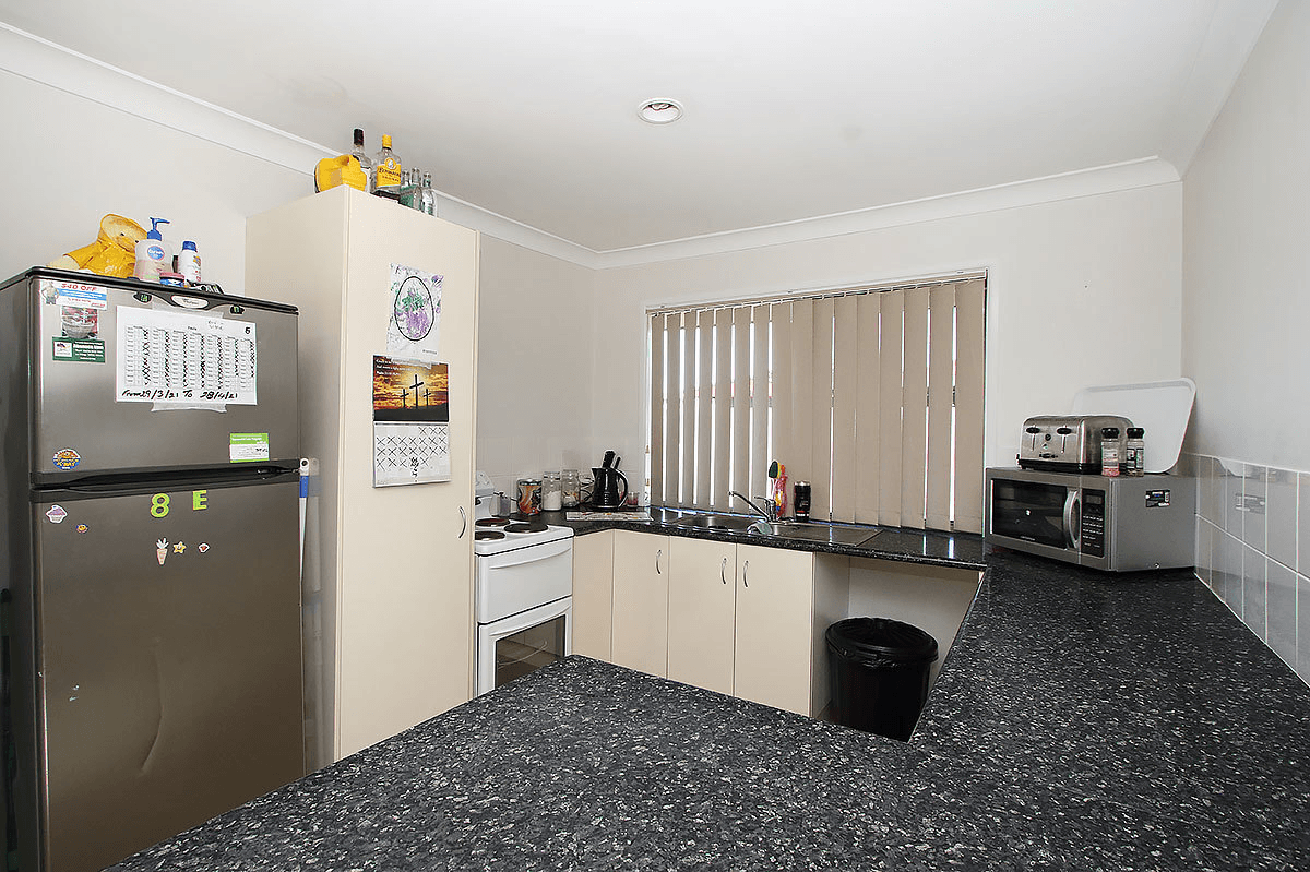 51 Selwyn St, North Booval, QLD 4304