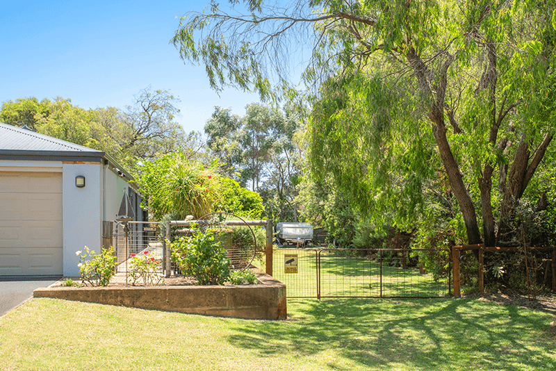 3 Klaehn Crescent, Yalyalup, WA 6280