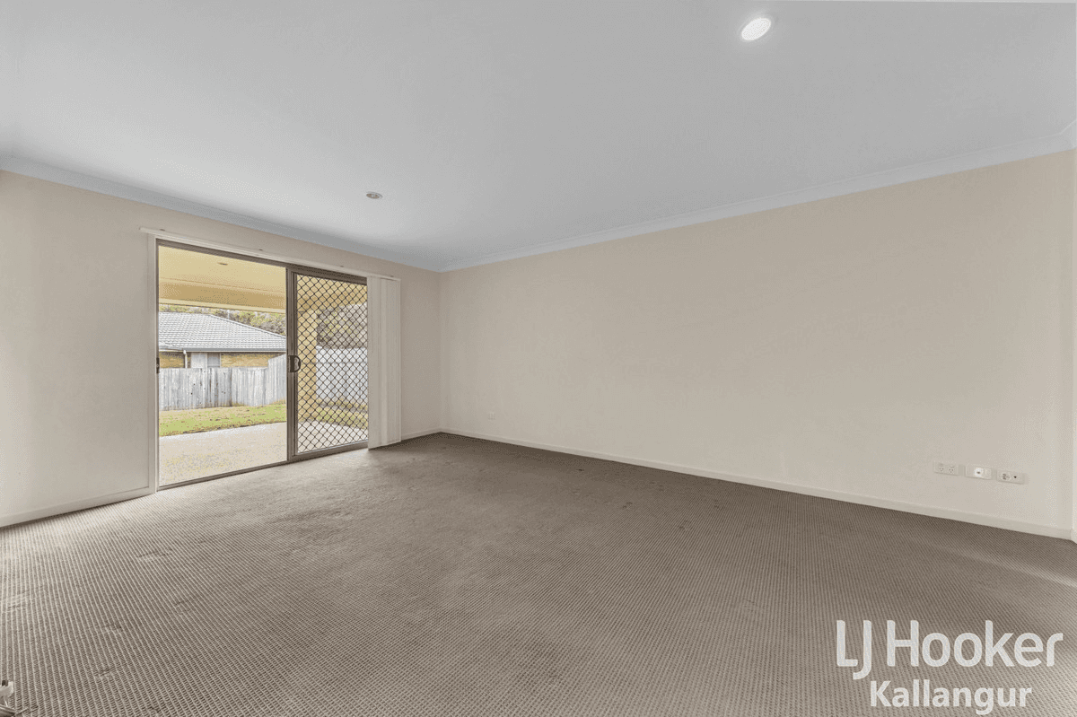 158 Duffield Road, KALLANGUR, QLD 4503