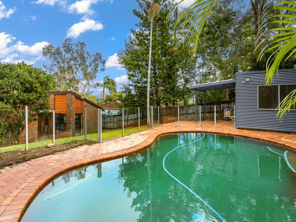 12 Equinox Court, MUDGEERABA, QLD 4213