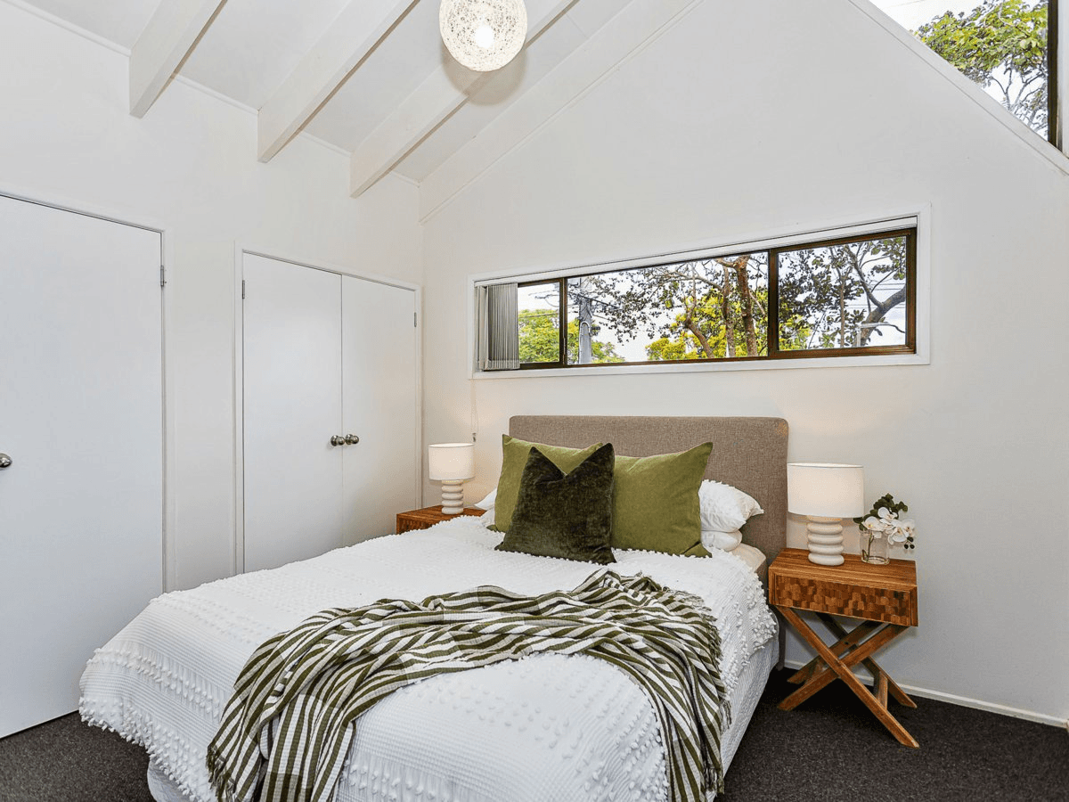 12 Equinox Court, MUDGEERABA, QLD 4213