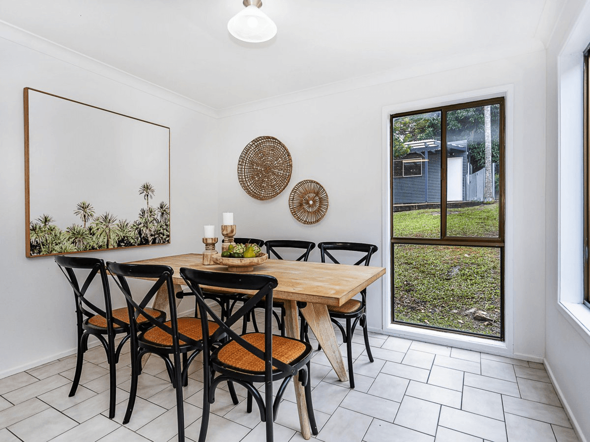 12 Equinox Court, MUDGEERABA, QLD 4213