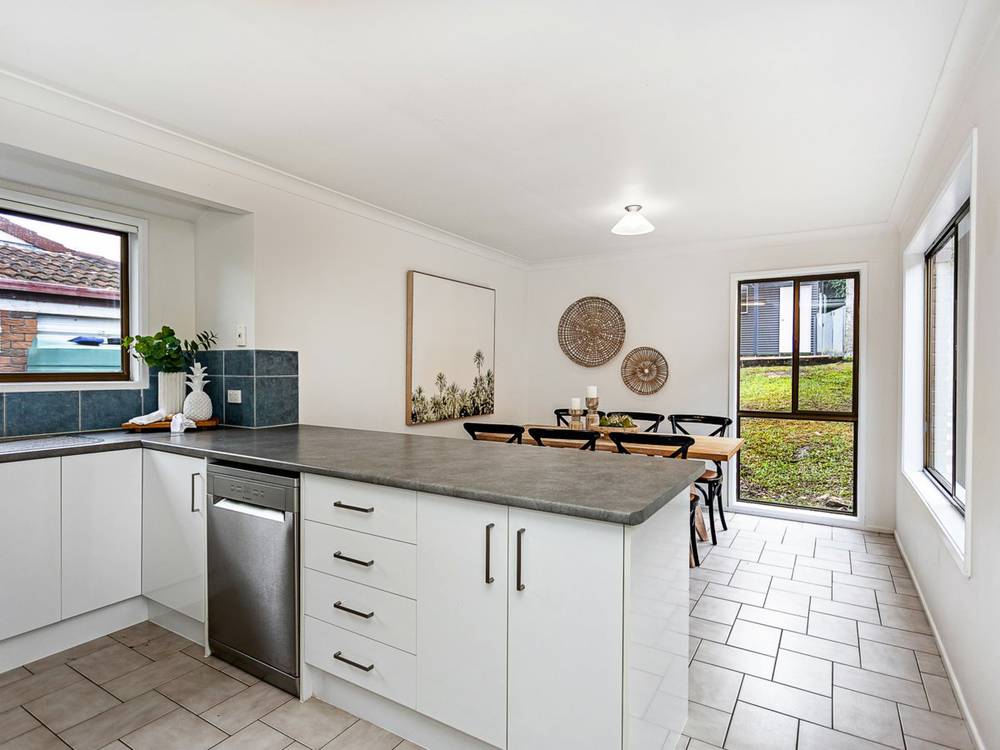 12 Equinox Court, MUDGEERABA, QLD 4213