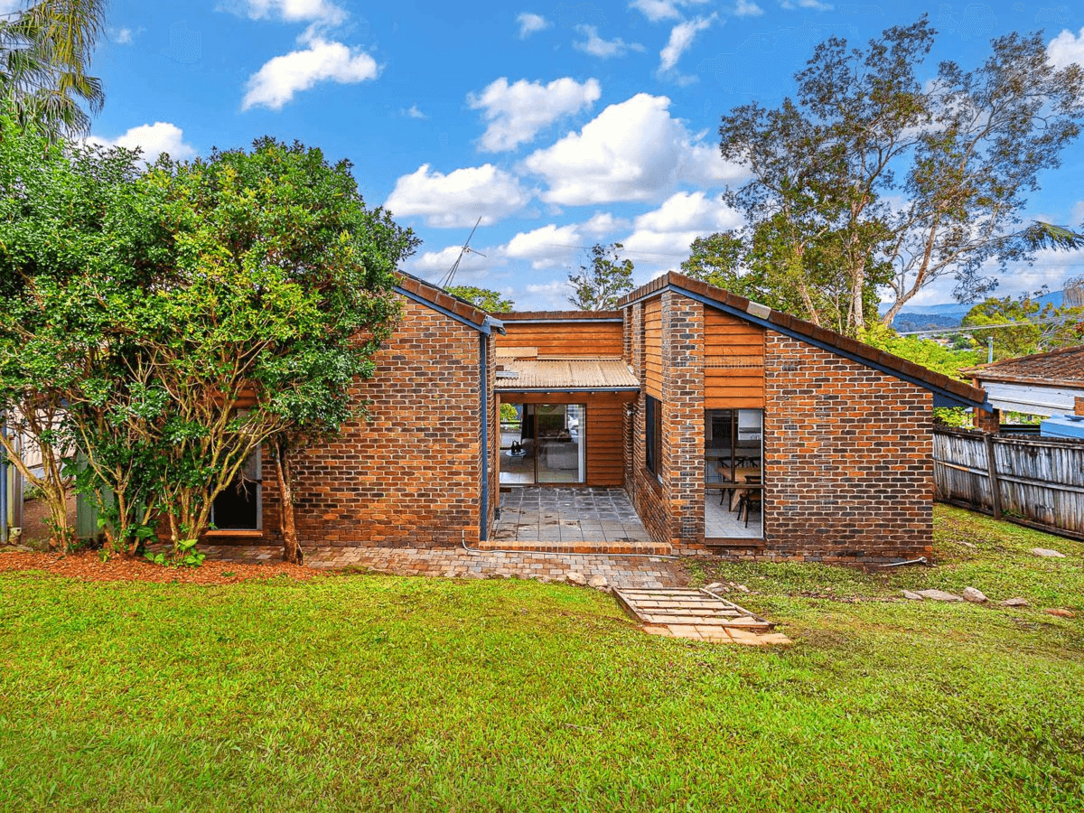 12 Equinox Court, MUDGEERABA, QLD 4213