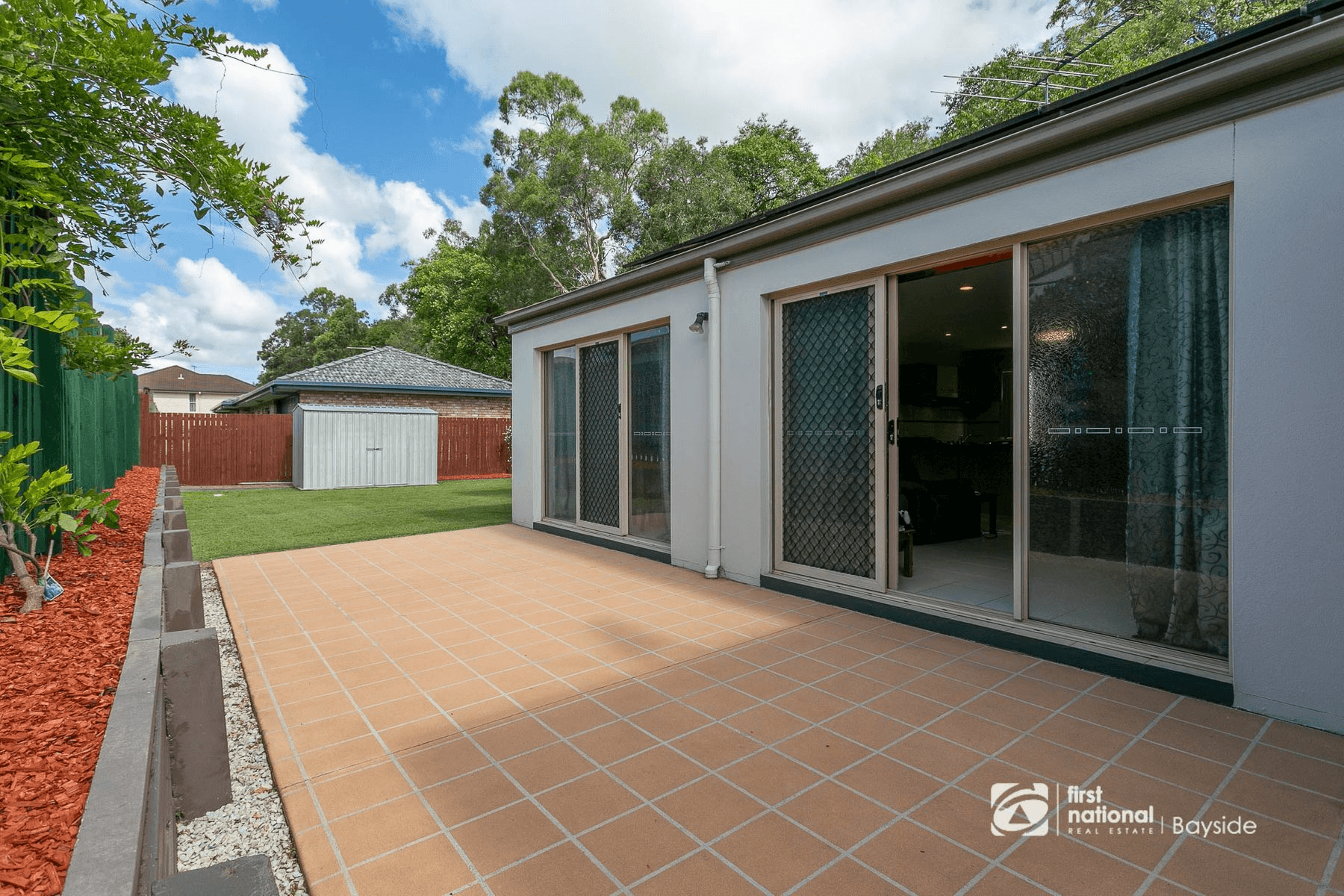 4 Teal Close, REDLAND BAY, QLD 4165