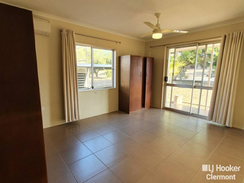 8 Blamey Street, CLERMONT, QLD 4721
