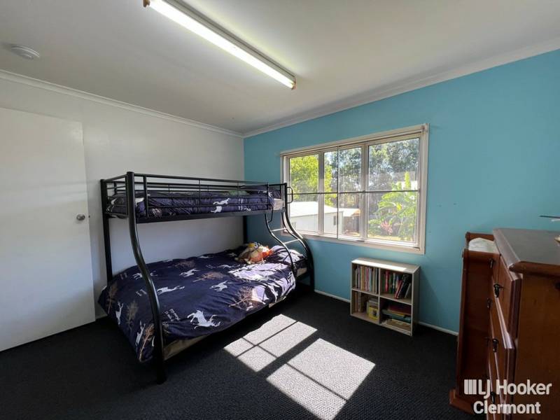 14 Douglass Street, CLERMONT, QLD 4721