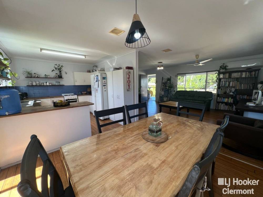 14 Douglass Street, CLERMONT, QLD 4721