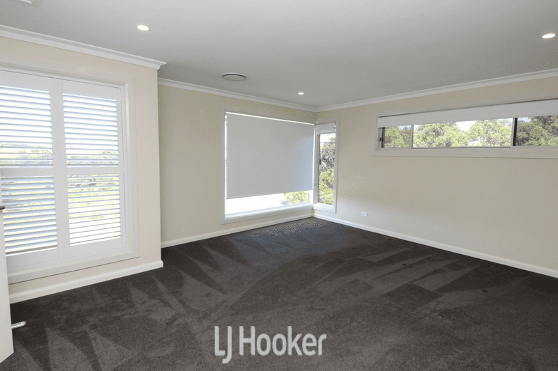 2 Noosa Crescent, RED HEAD, NSW 2430