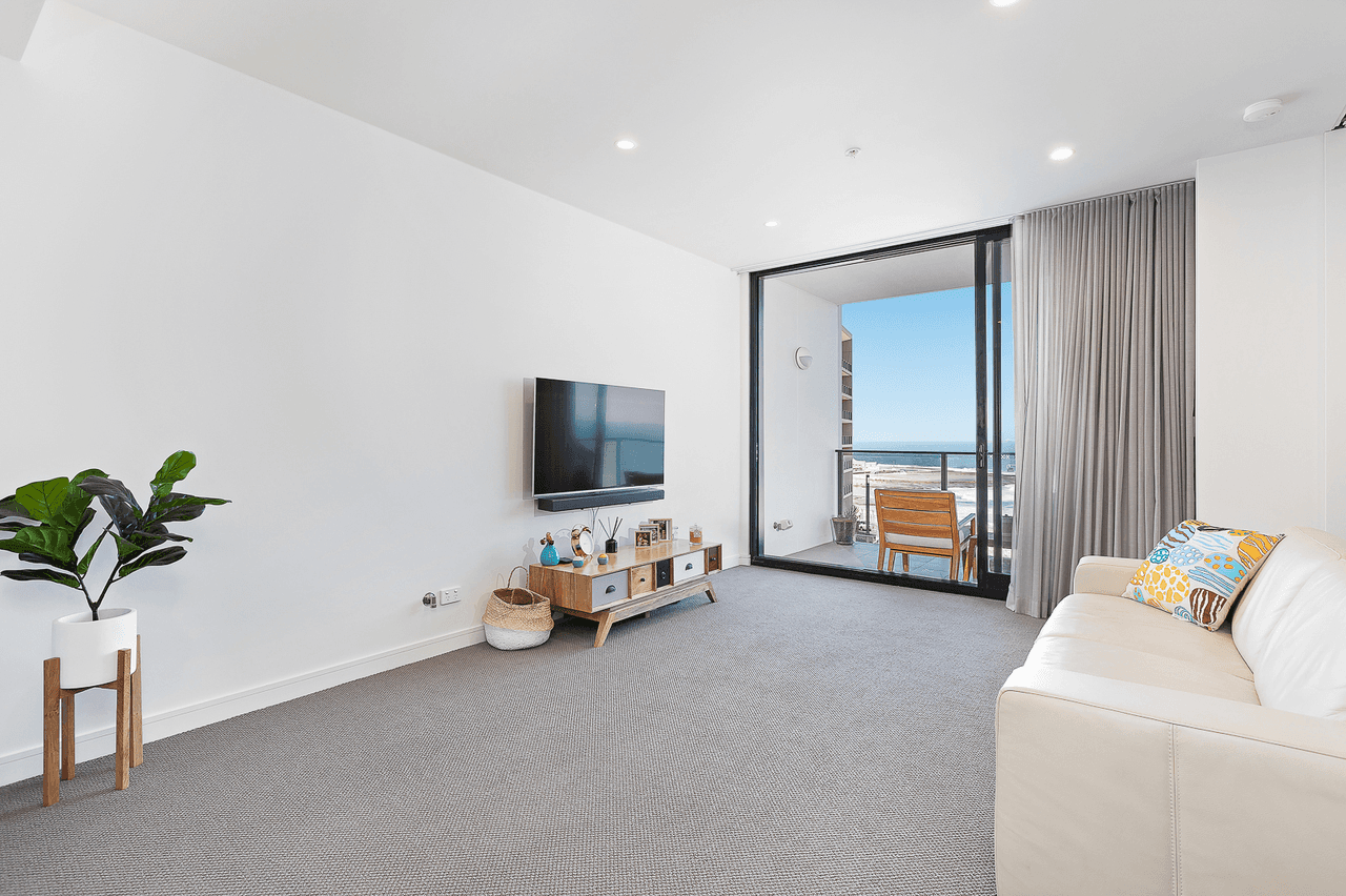 204/75 Shortland Esplanade, NEWCASTLE, NSW 2300