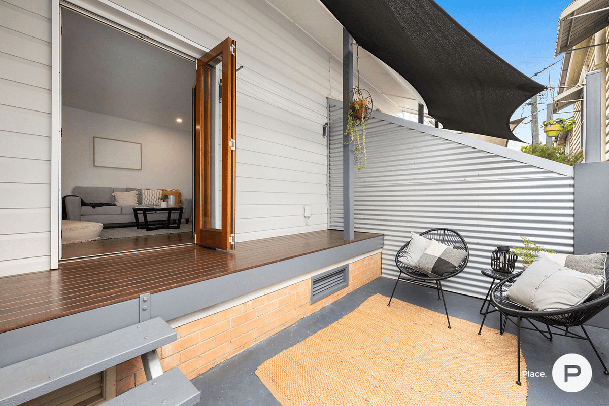 2/3 Ellis Street, Stones Corner, QLD 4120