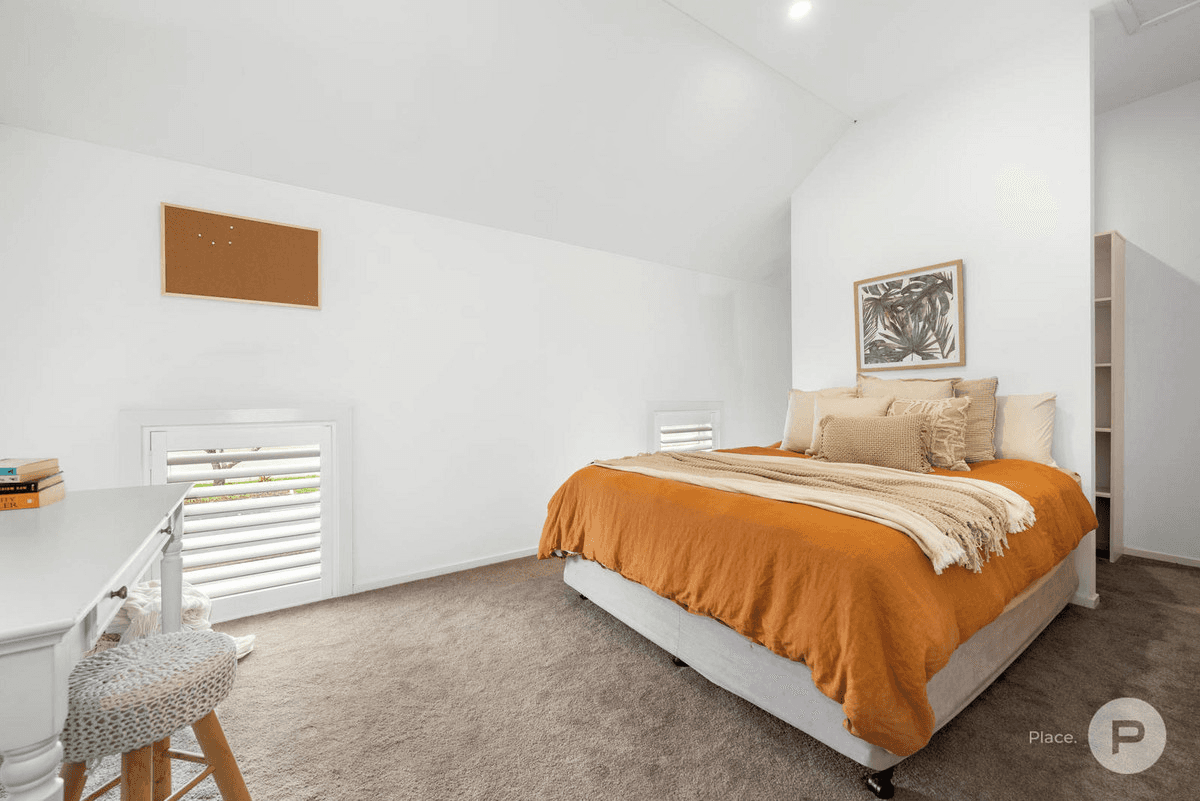 2/3 Ellis Street, Stones Corner, QLD 4120