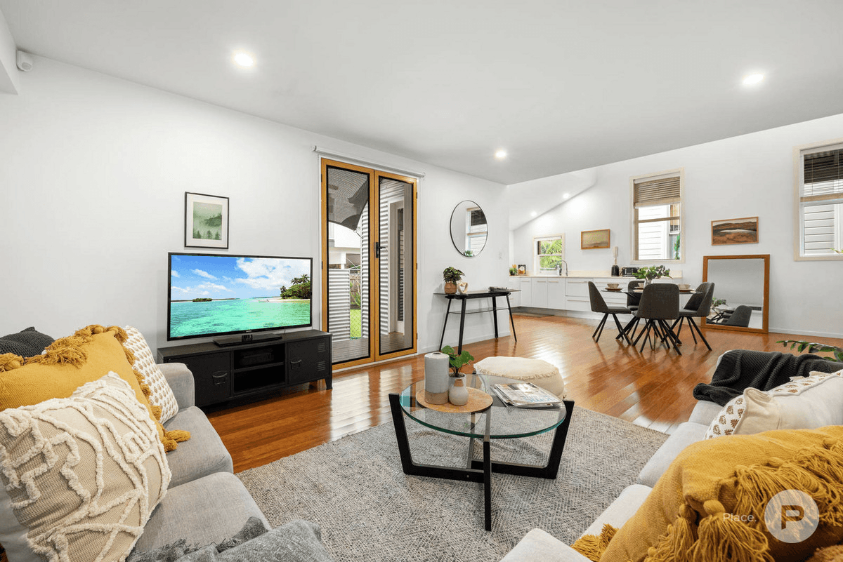 2/3 Ellis Street, Stones Corner, QLD 4120