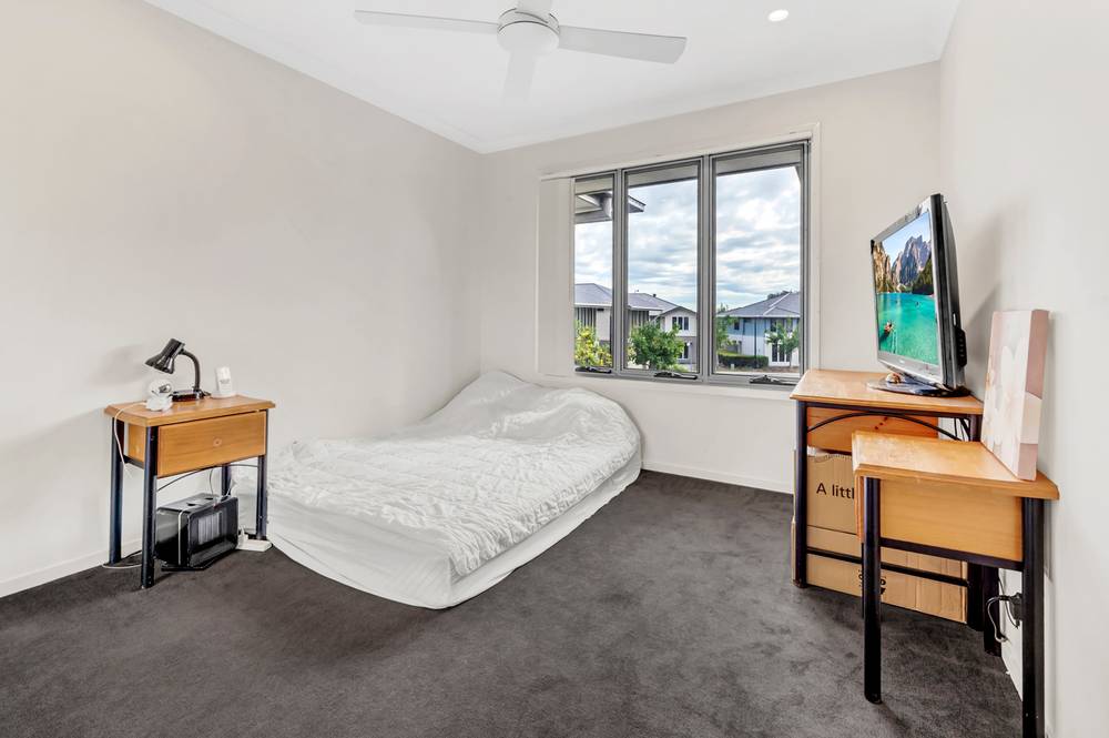 127/370 Gainsborough Drive, PIMPAMA, QLD 4209