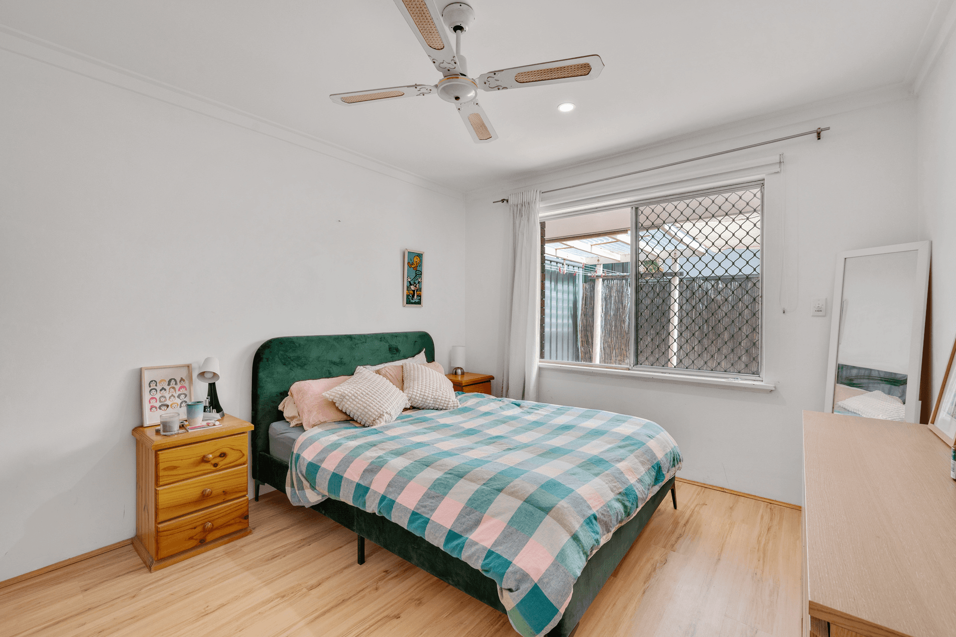 8/12 Hastings Street, Scarborough, WA 6019