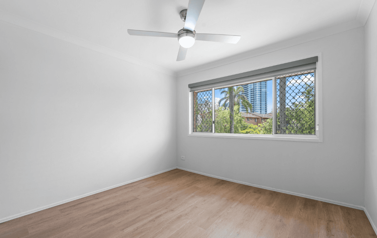 27/20 HUTH Street, Labrador, QLD 4215