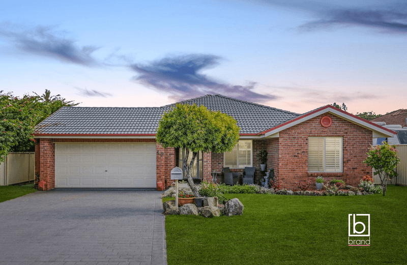 10 Mainsail Court, LAKE MUNMORAH, NSW 2259