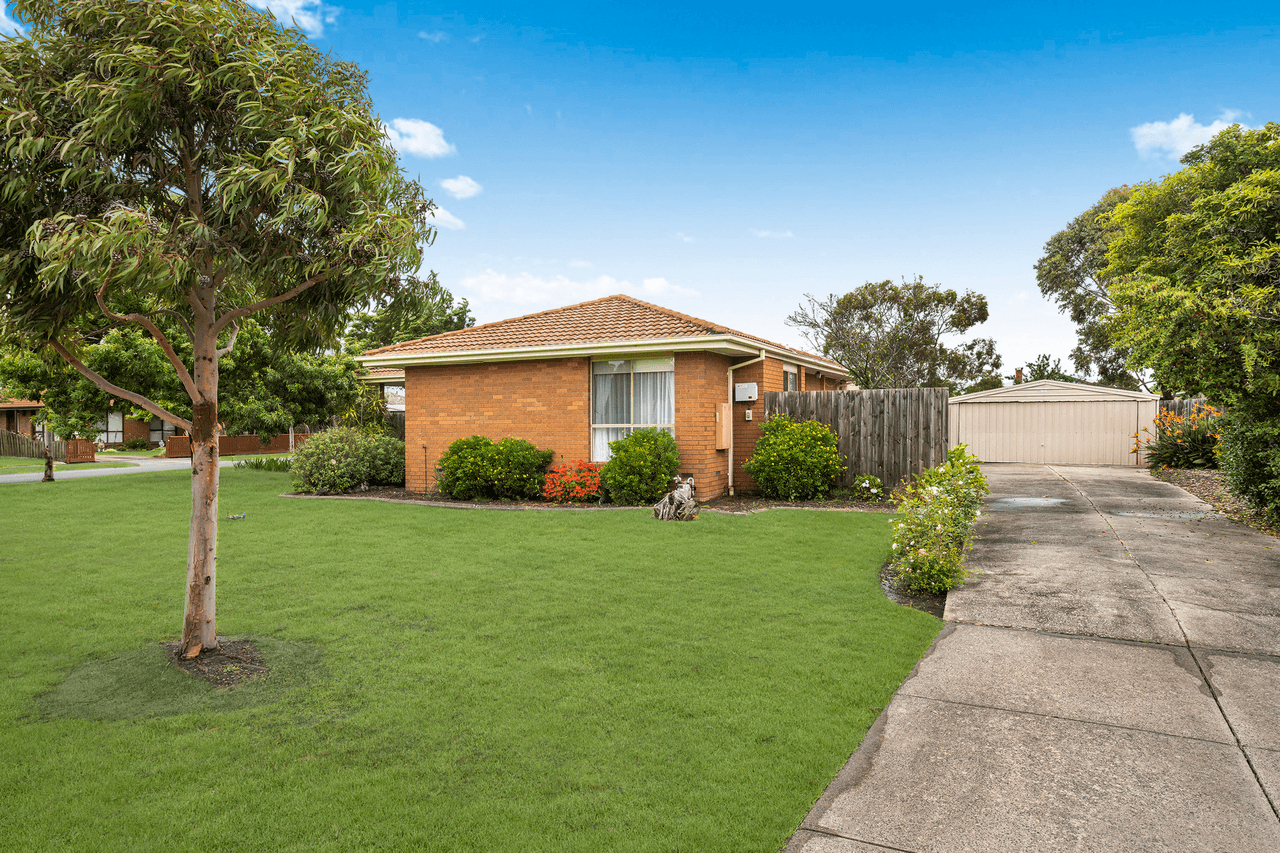 8 Ti Tree Lane, KOO WEE RUP, VIC 3981