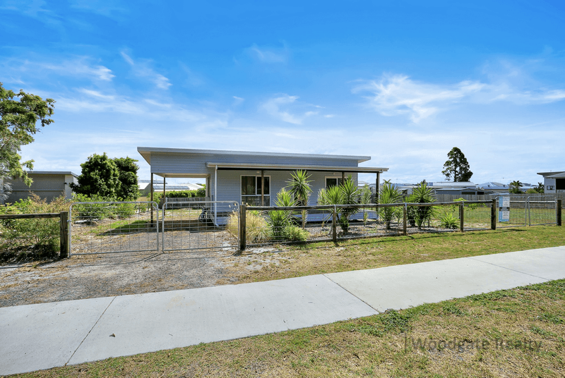 16 Ocean View Drive, WOODGATE, QLD 4660