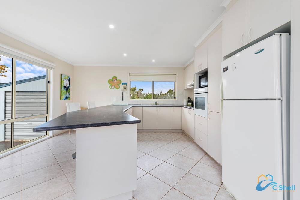 4 Toorak Avenue, Loch Sport, VIC 3851