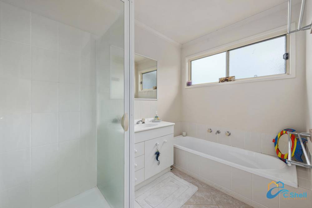 4 Toorak Avenue, Loch Sport, VIC 3851
