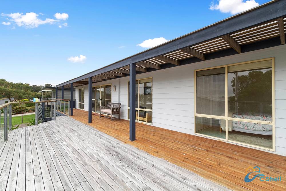 4 Toorak Avenue, Loch Sport, VIC 3851