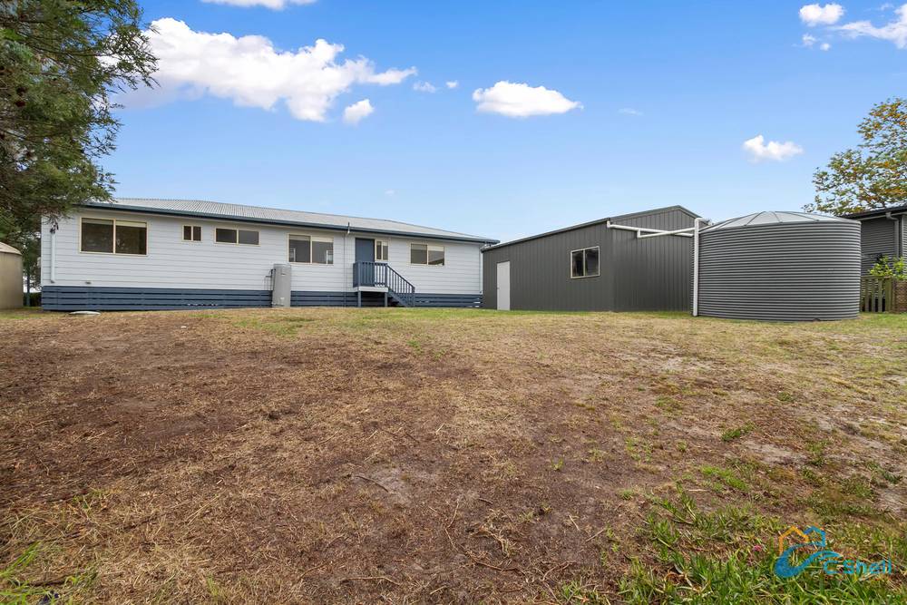 4 Toorak Avenue, Loch Sport, VIC 3851