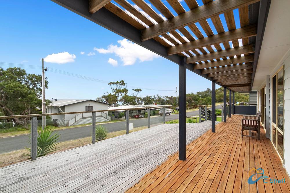 4 Toorak Avenue, Loch Sport, VIC 3851