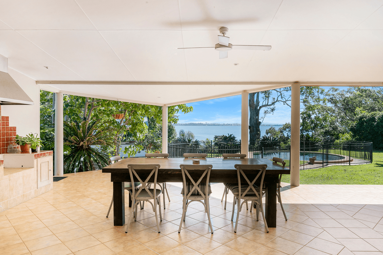 70 Main Road, WELLINGTON POINT, QLD 4160