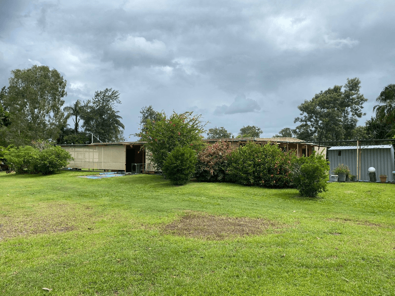 32 Chelona Park Drive, SARINA, QLD 4737