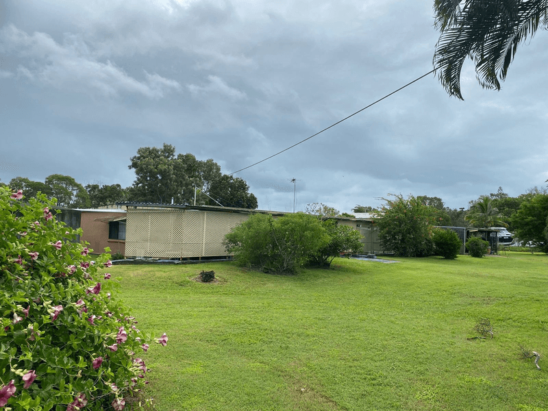 32 Chelona Park Drive, SARINA, QLD 4737