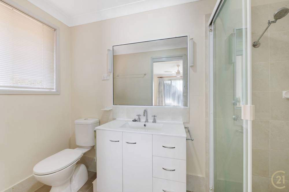 27 Greenlee Street, Green Point, NSW 2251