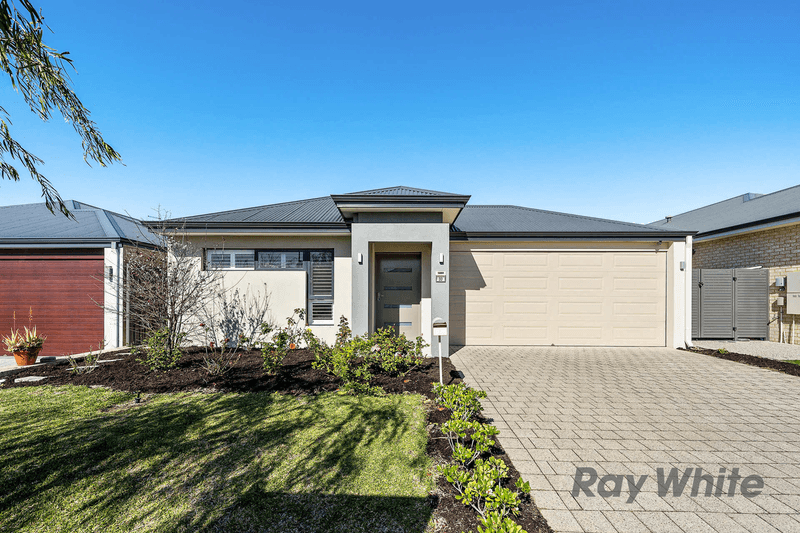 33 Elderflower Street, TREEBY, WA 6164