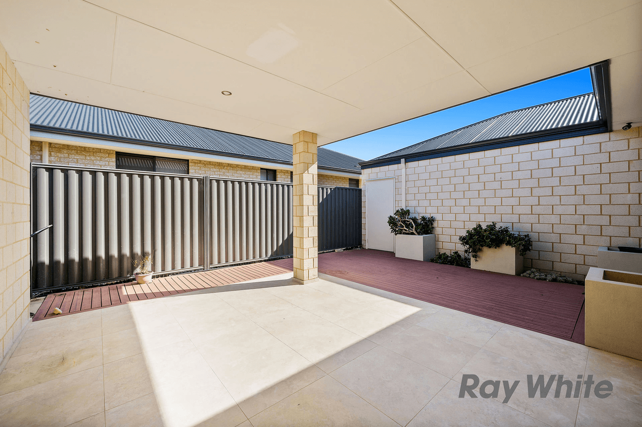 33 Elderflower Street, TREEBY, WA 6164