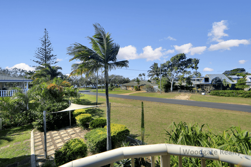 5/2 Poinciana Court, WOODGATE, QLD 4660