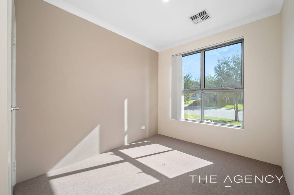 35 Citrine Street, Treeby, WA 6164
