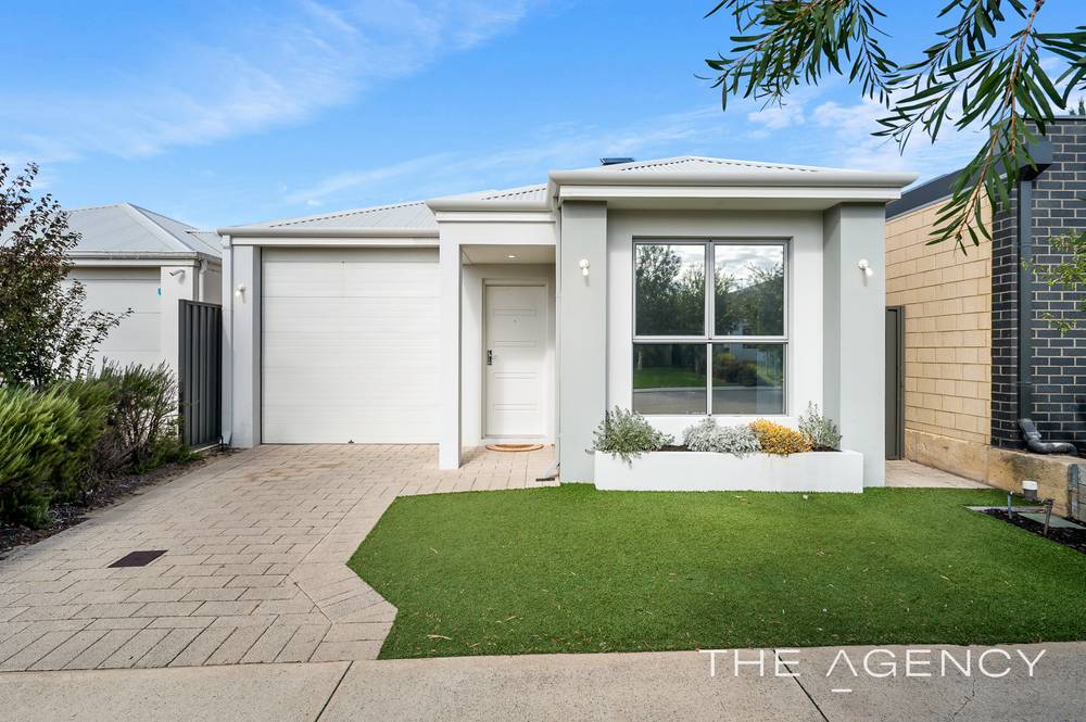 35 Citrine Street, Treeby, WA 6164