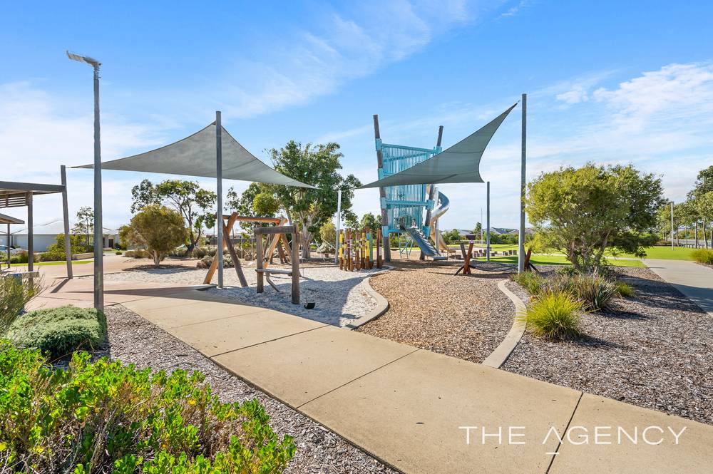 35 Citrine Street, Treeby, WA 6164