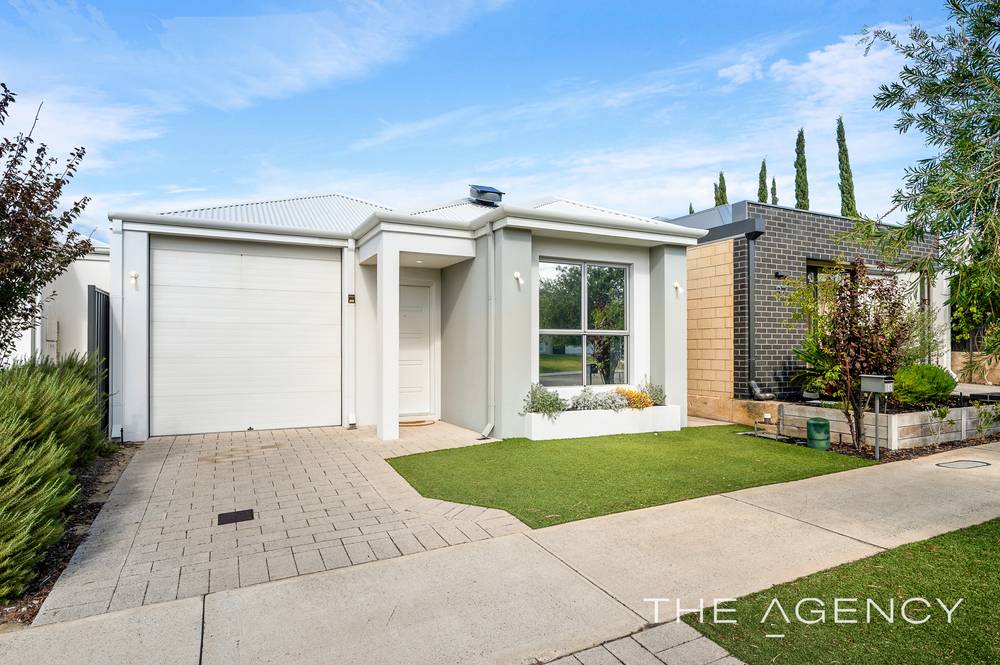 35 Citrine Street, Treeby, WA 6164