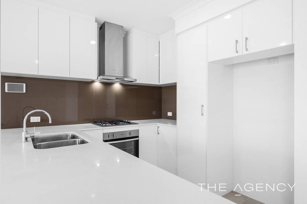 35 Citrine Street, Treeby, WA 6164