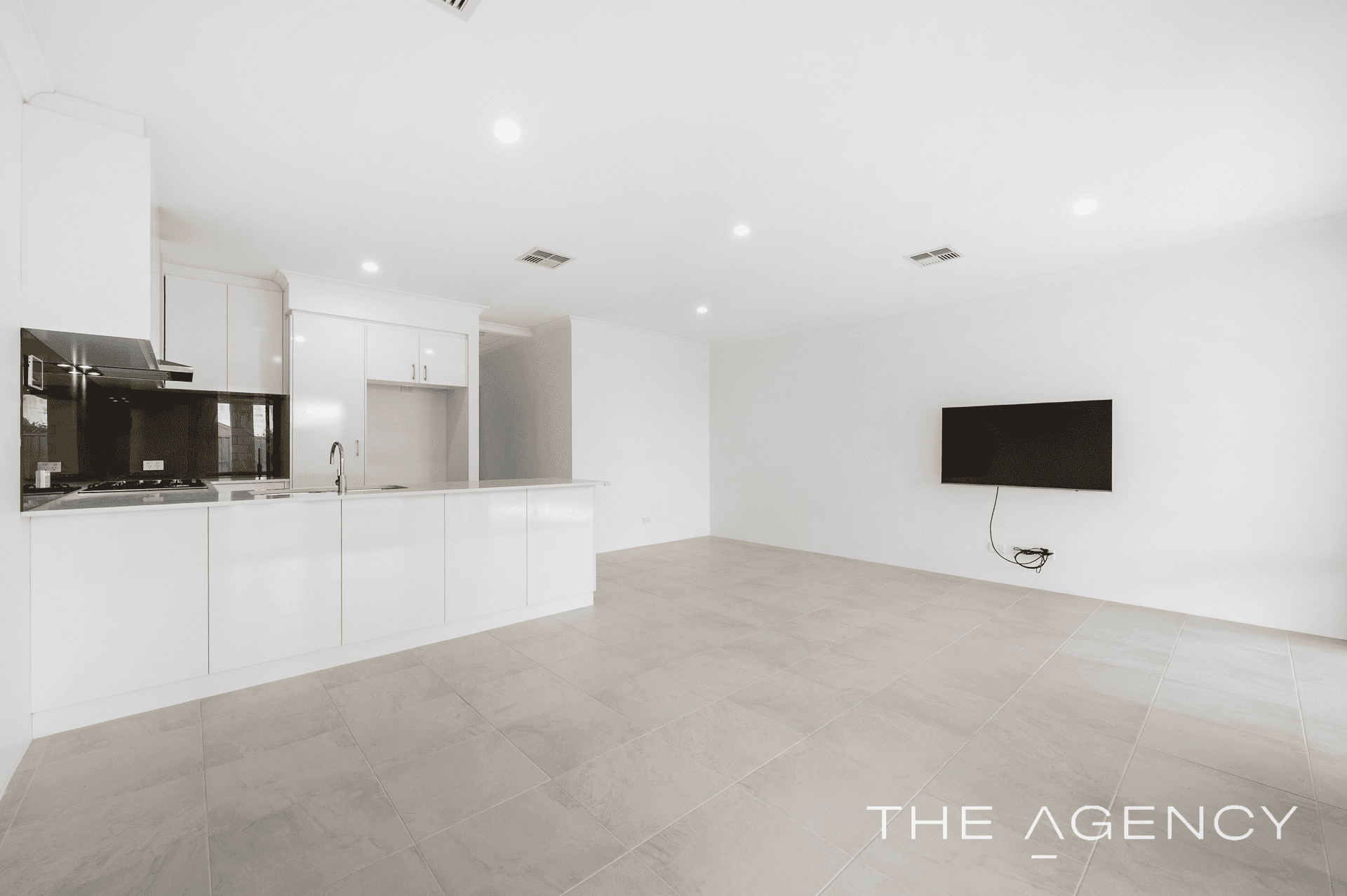 35 Citrine Street, Treeby, WA 6164