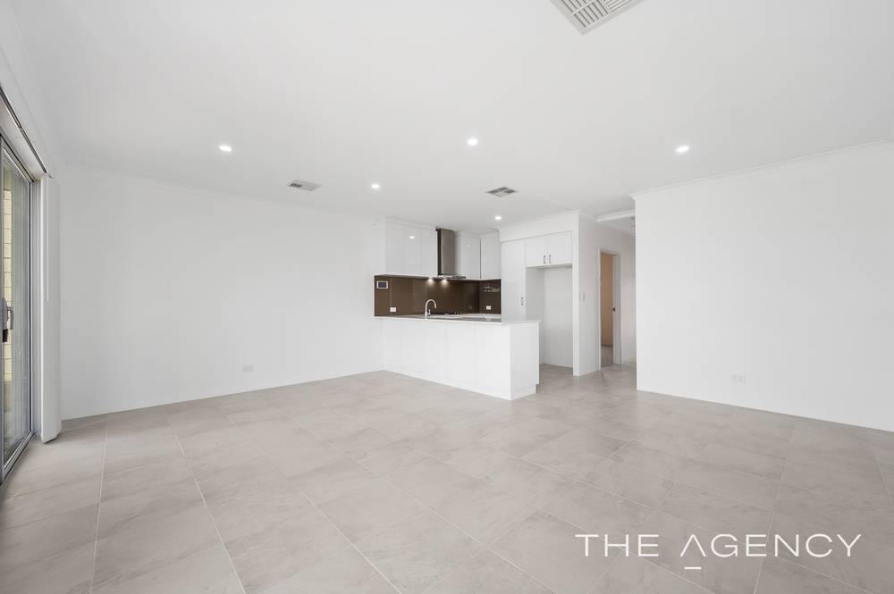 35 Citrine Street, Treeby, WA 6164
