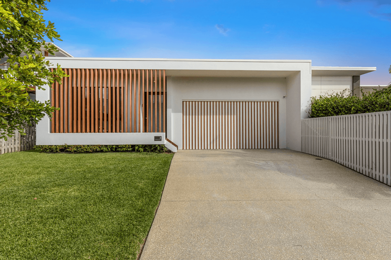 3 Lambent Avenue, CASUARINA, NSW 2487