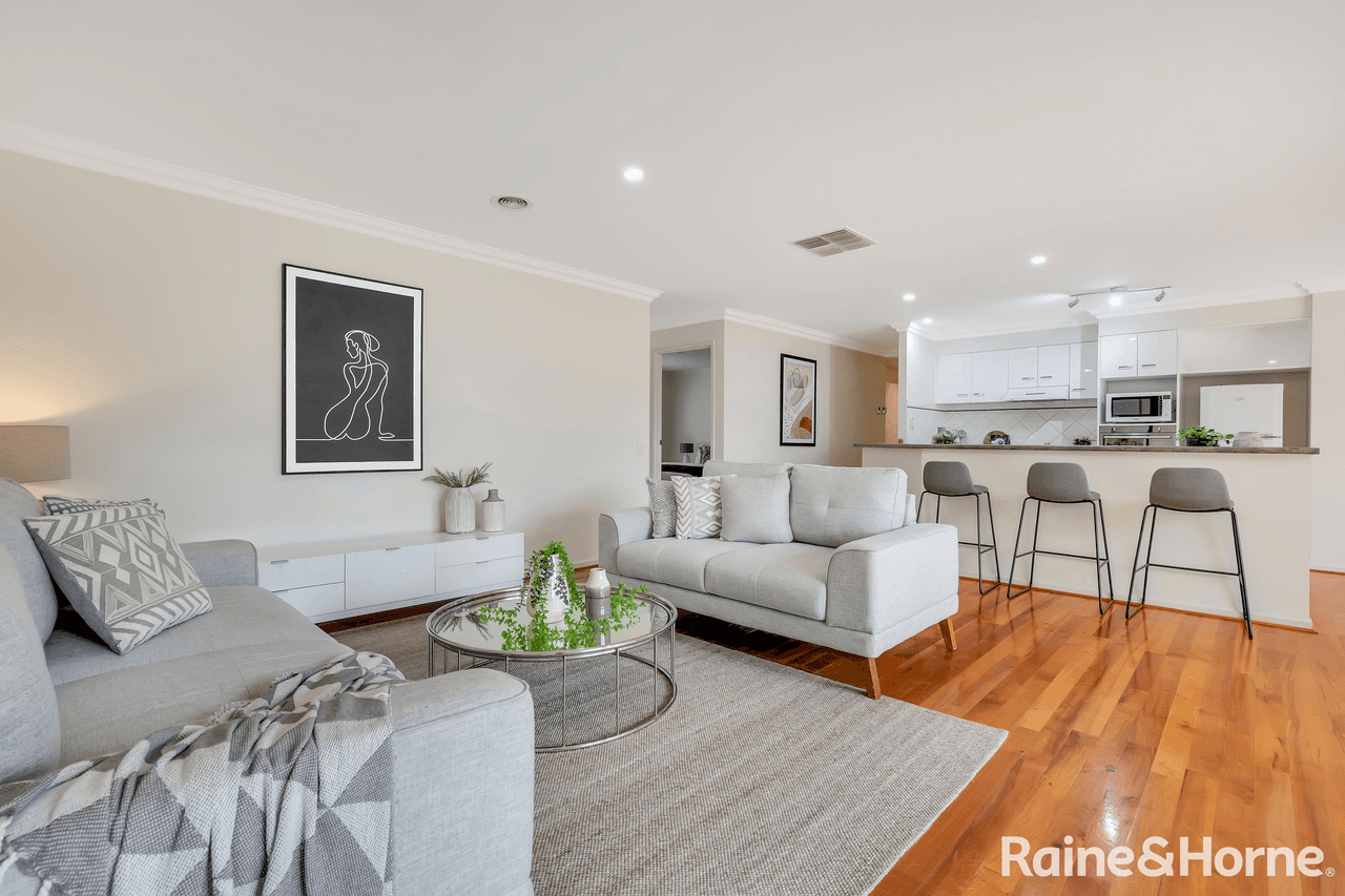 57 Creekwood Drive, CRAIGIEBURN, VIC 3064